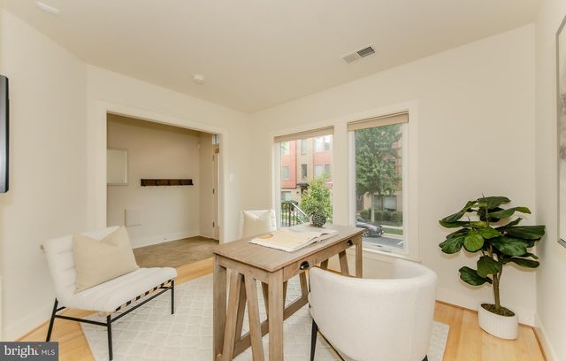 2953 STELLA BLUE LN, Fairfax, VA 22031