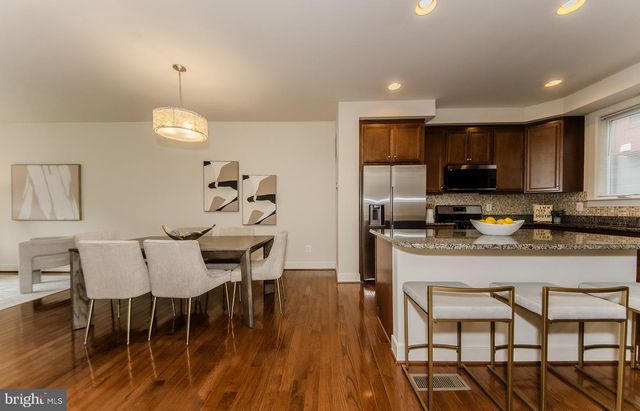 2953 STELLA BLUE LN, Fairfax, VA 22031
