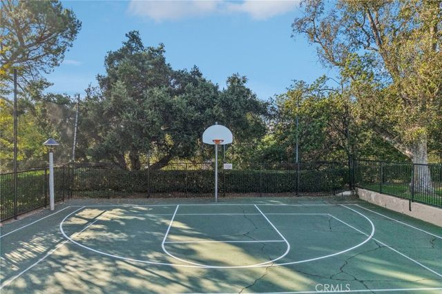 744 Smokewood Lane, San Dimas, CA 91773
