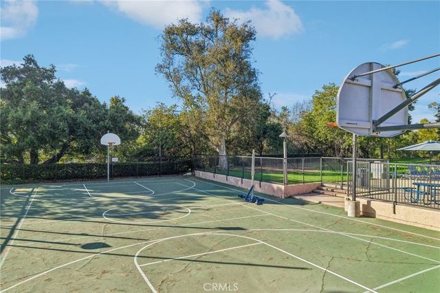 744 Smokewood Lane, San Dimas, CA 91773