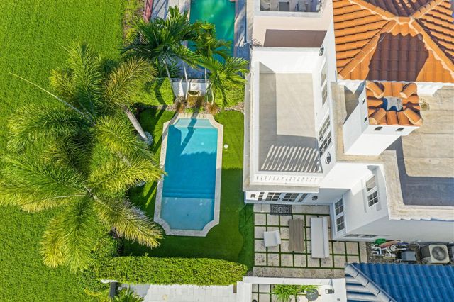 340 E Royal Palm Road, Boca Raton, FL 33432