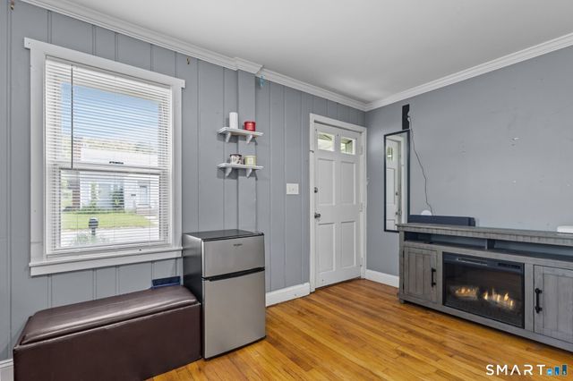 17 Elijah Street, Norwich, CT 06360
