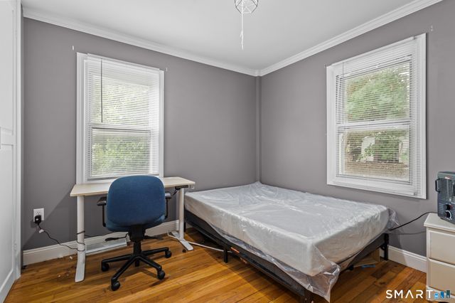 17 Elijah Street, Norwich, CT 06360