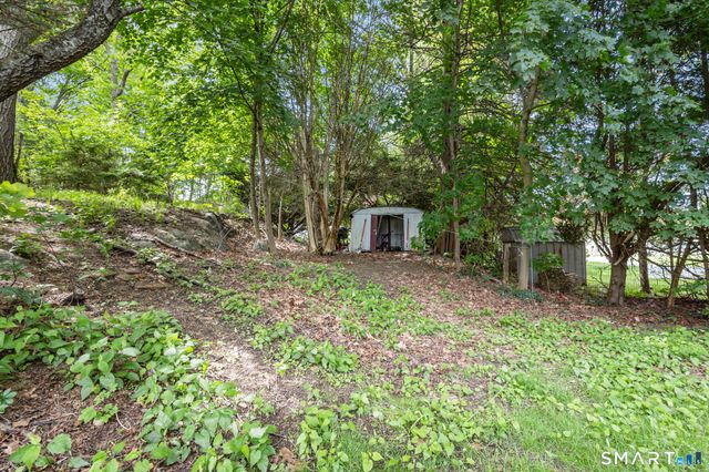 17 Elijah Street, Norwich, CT 06360