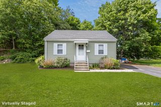 17 Elijah Street, Norwich, CT 06360