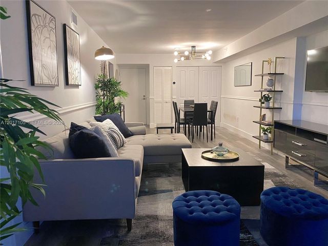 6820 Indian Creek Dr 9C, Miami Beach, FL 33141