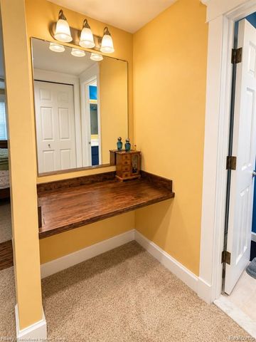 27161 Ponchartrain Street, Harrison Twp, MI 48045