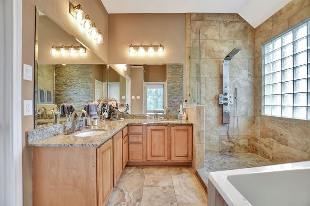 4330 Whickham Drive, Fulshear, TX 77441