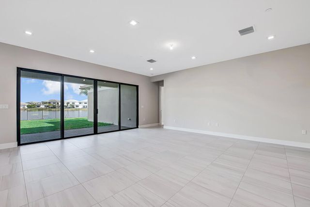 10028 Cloud View, Palm Beach Gardens, FL 33412