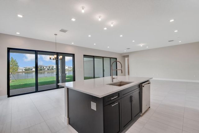 10028 Cloud View, Palm Beach Gardens, FL 33412