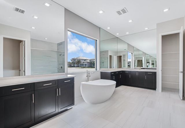 10028 Cloud View, Palm Beach Gardens, FL 33412