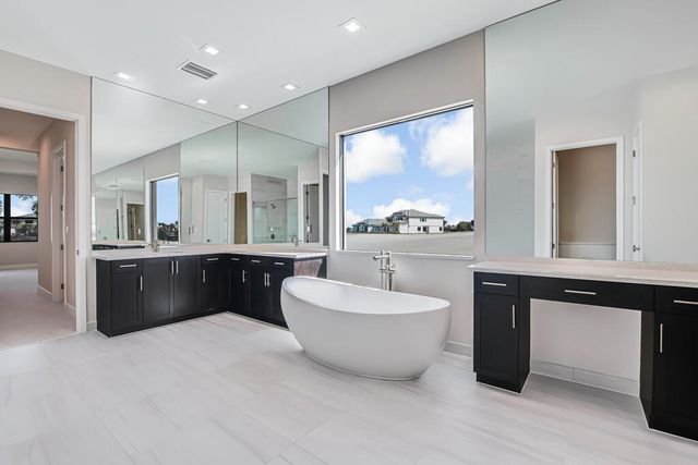 10028 Cloud View, Palm Beach Gardens, FL 33412