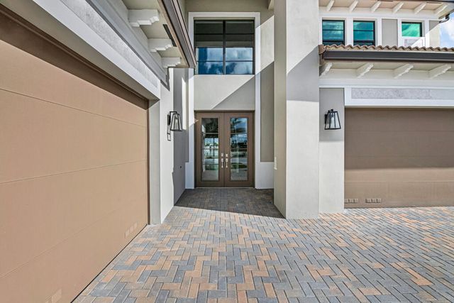 10028 Cloud View, Palm Beach Gardens, FL 33412