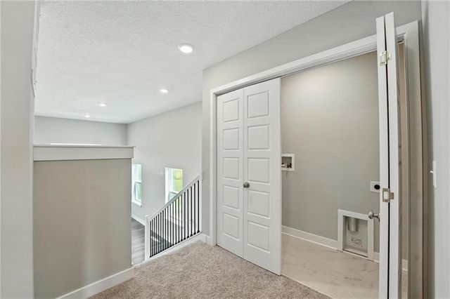 19714 W 195th Place, Spring Hill, KS 66083