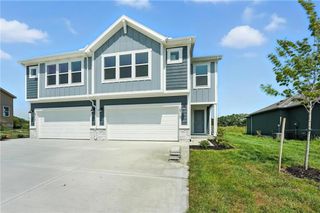 19714 W 195th Place, Spring Hill, KS 66083