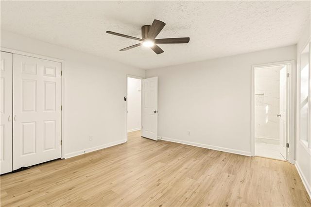 134 Apple Valley Drive, Woodstock, GA 30188
