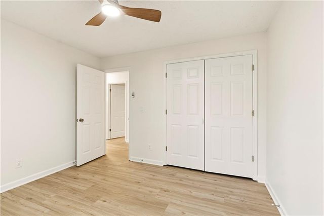 134 Apple Valley Drive, Woodstock, GA 30188
