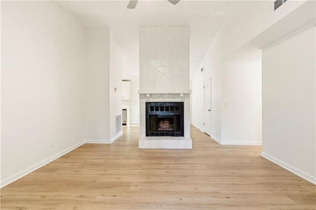 134 Apple Valley Drive, Woodstock, GA 30188