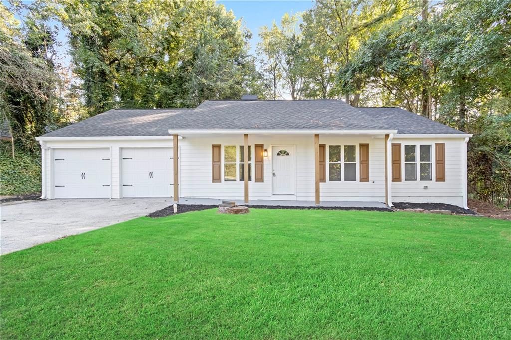 134 Apple Valley Drive, Woodstock, GA 30188