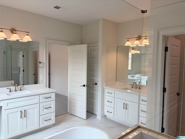 238 OAK HILL LANE, Moody, AL 35004