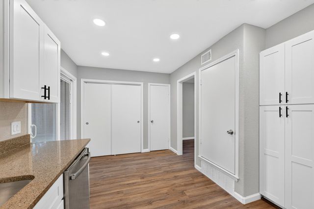 1002 Hickory Street, Irving, TX 75060