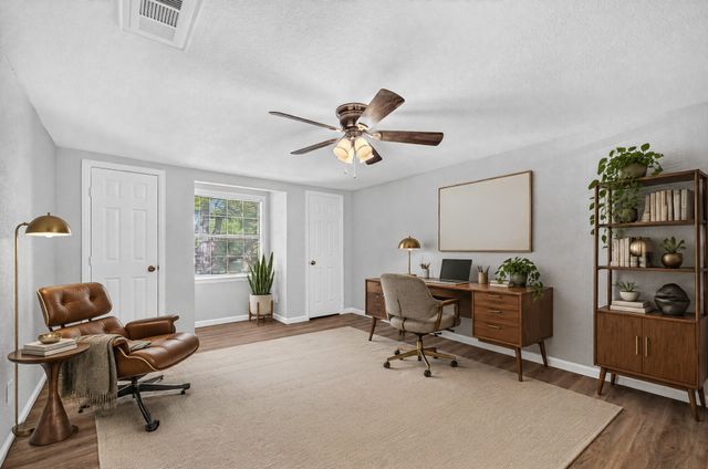 1002 Hickory Street, Irving, TX 75060