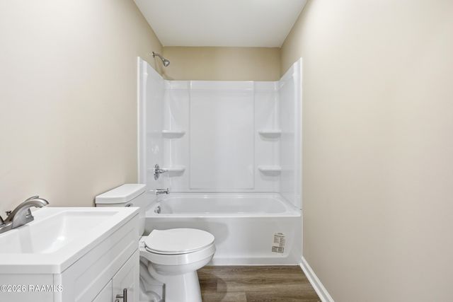 380 Caleb Street, Breaux Bridge, LA 70517