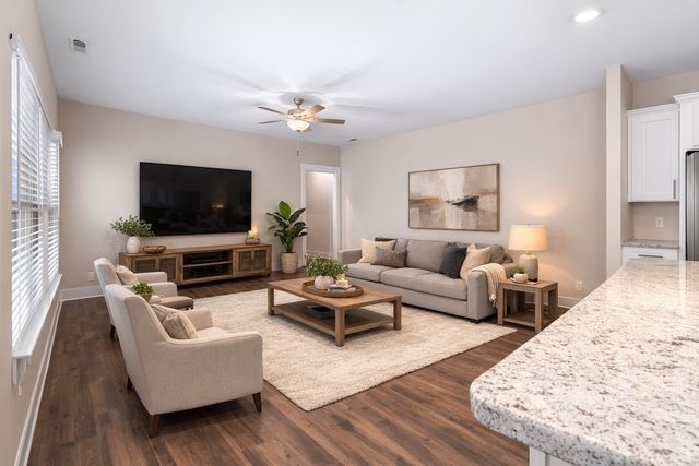 2159 Hospitality Ln, Murfreesboro, TN 37128