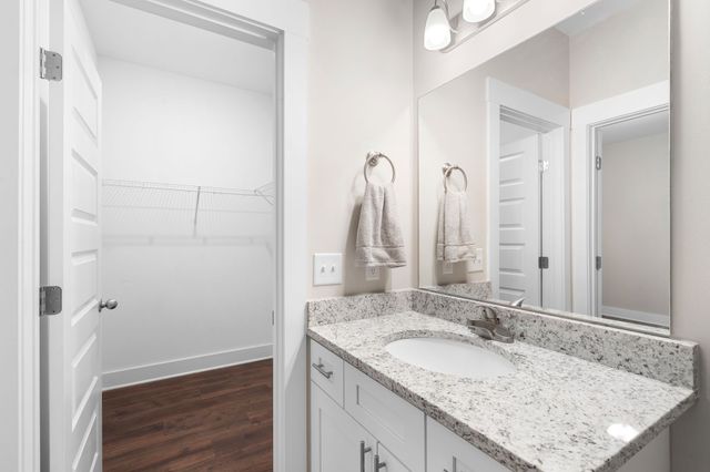 2159 Hospitality Ln, Murfreesboro, TN 37128