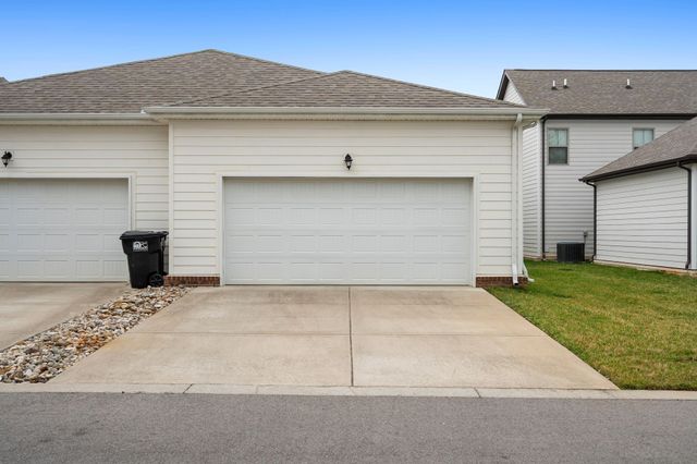 2159 Hospitality Ln, Murfreesboro, TN 37128