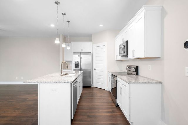 2159 Hospitality Ln, Murfreesboro, TN 37128