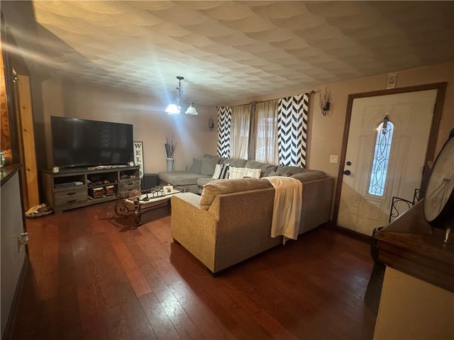 12 Cayuga Street, Sidney, NY 13838