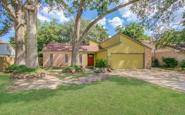 13110 Maxim Drive, Houston, TX 77065