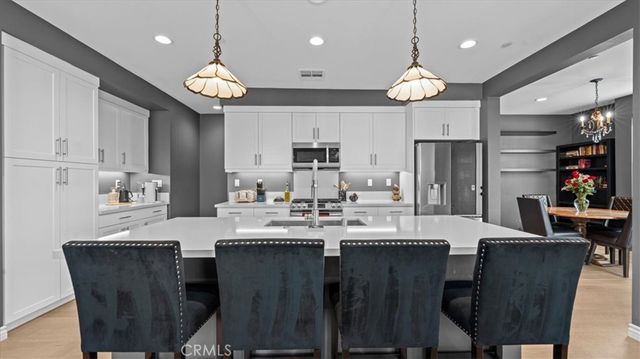 102 Fayette Court, Claremont, CA 91711