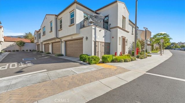 102 Fayette Court, Claremont, CA 91711