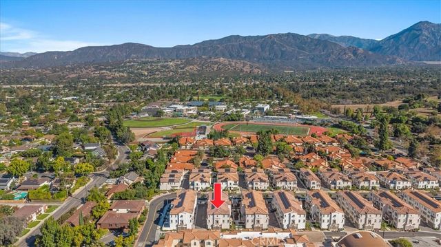 102 Fayette Court, Claremont, CA 91711