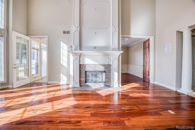 6608 Enclave Drive, Independence Charter Township, MI 48348