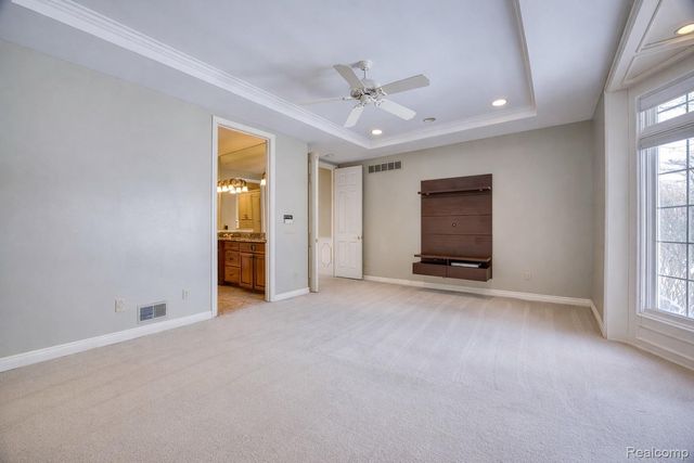 6608 Enclave Drive, Independence Charter Township, MI 48348