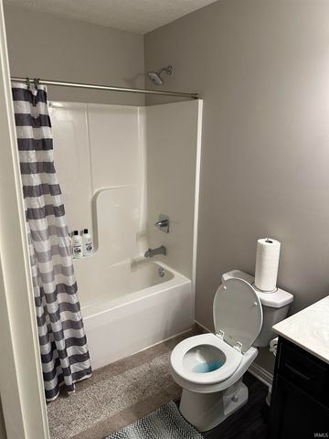 846 Cameo Court, Evansville, IN 47711