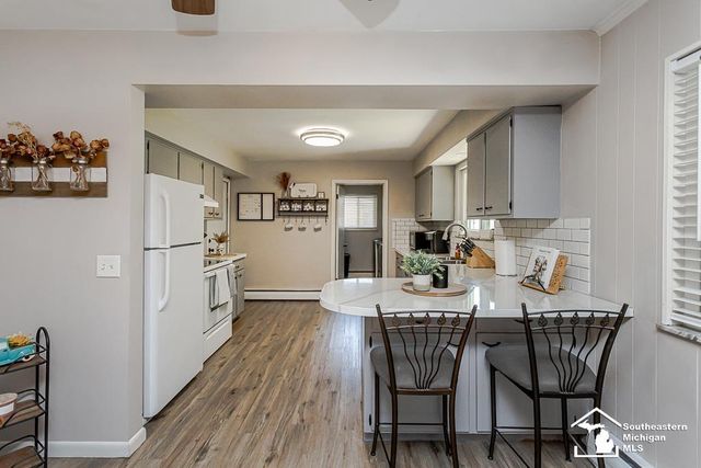 9804 Pamela Street, Temperance, MI 48182
