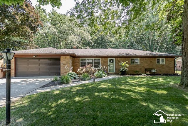 9804 Pamela Street, Temperance, MI 48182