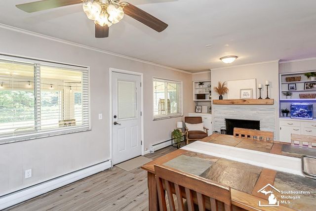 9804 Pamela Street, Temperance, MI 48182