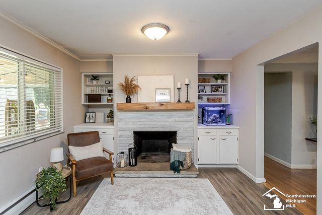 9804 Pamela Street, Temperance, MI 48182