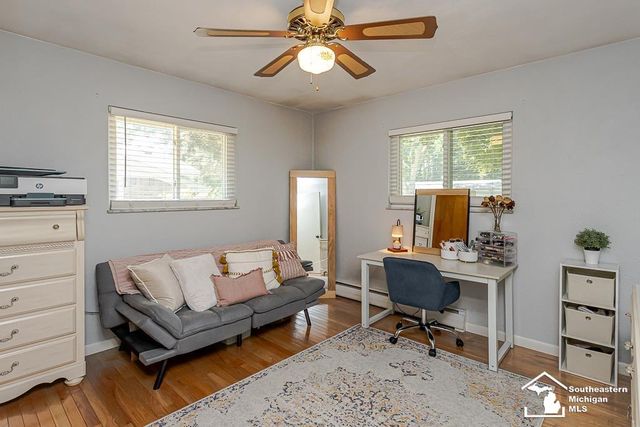 9804 Pamela Street, Temperance, MI 48182