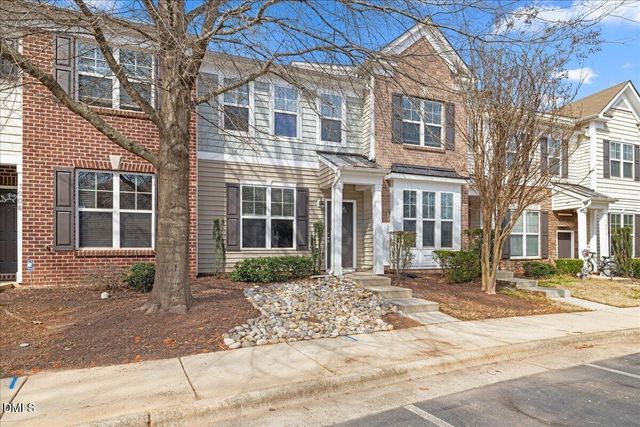 3004 Berkeley Springs Place, Raleigh, NC 27616