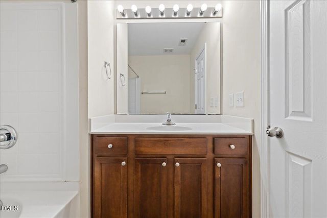 3004 Berkeley Springs Place, Raleigh, NC 27616