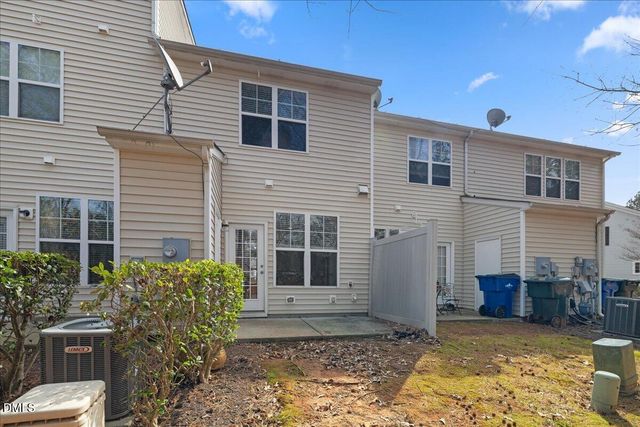 3004 Berkeley Springs Place, Raleigh, NC 27616