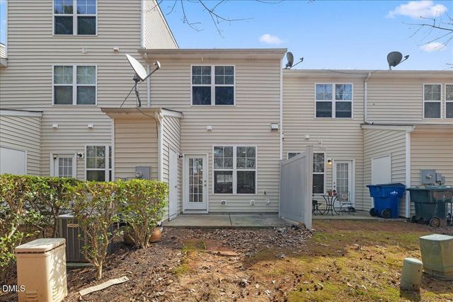 3004 Berkeley Springs Place, Raleigh, NC 27616