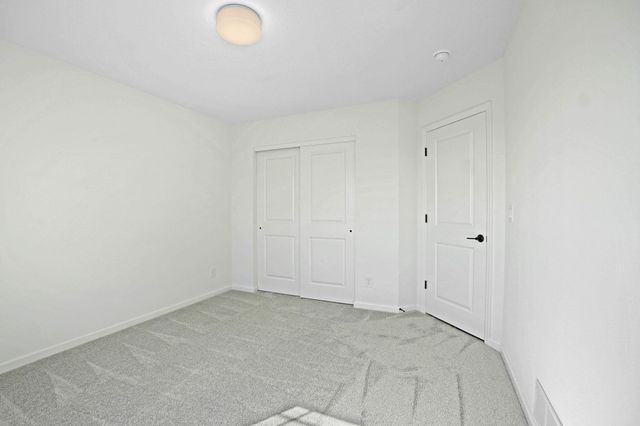 2801 Amber Valley Road, Cedar Falls, IA 50613