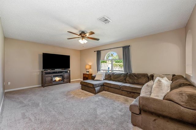 100 MONTEREY OAKS DRIVE, Sanford, FL 32771
